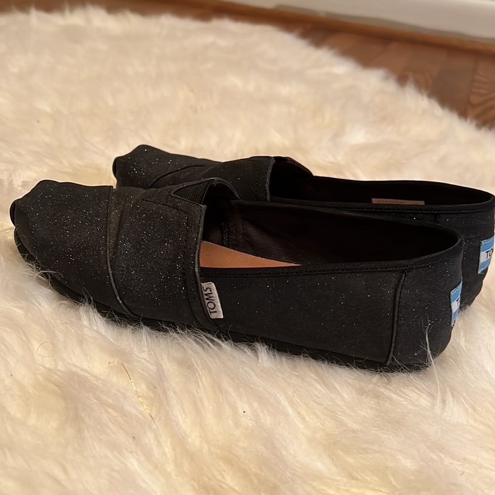 TOMS - Picture 4 of 7